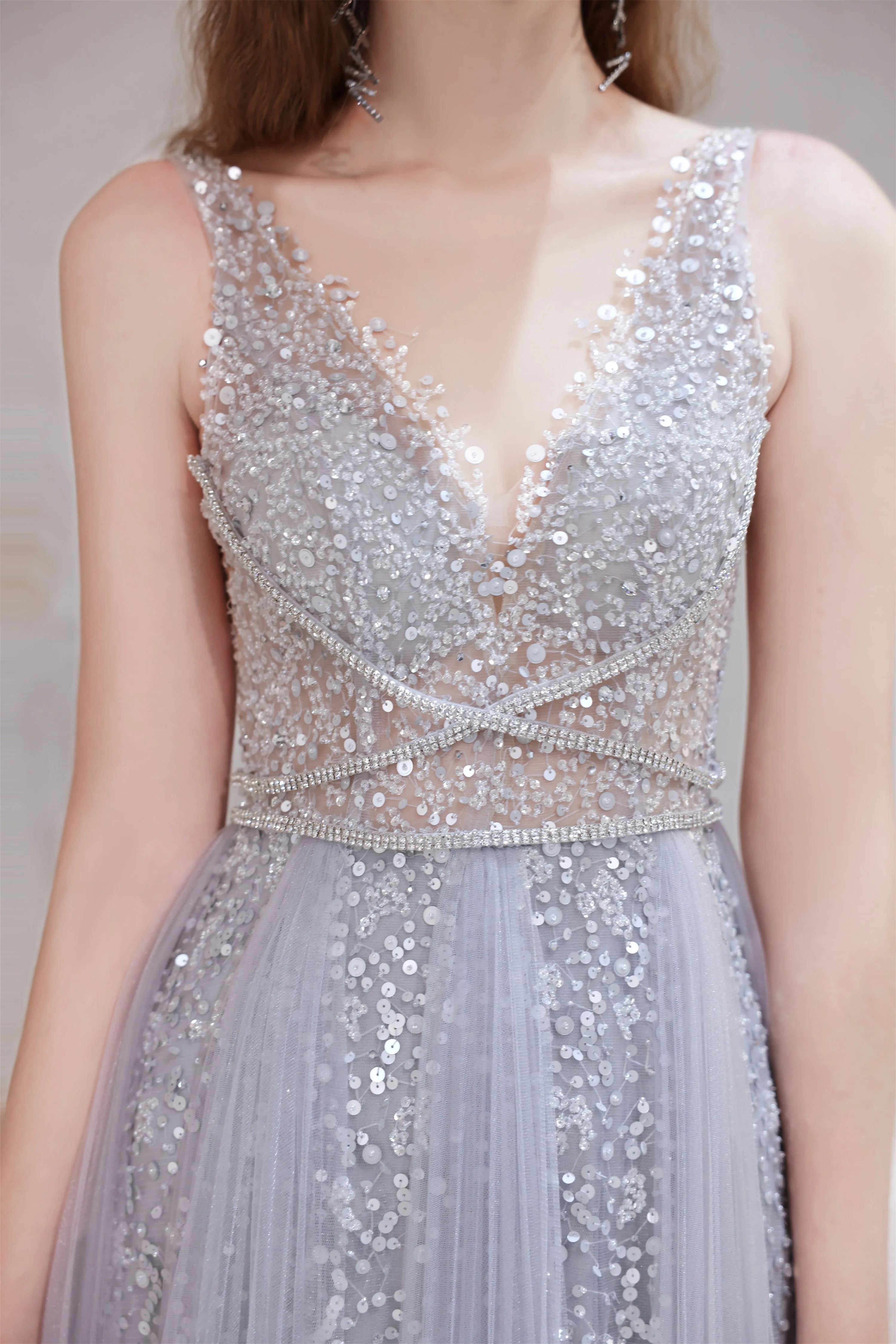 A Line V-neck Shiny Sequin Beaded Prom Dresses